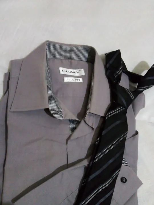 Camisa modelo slim e gravata listrada  - Foto 2