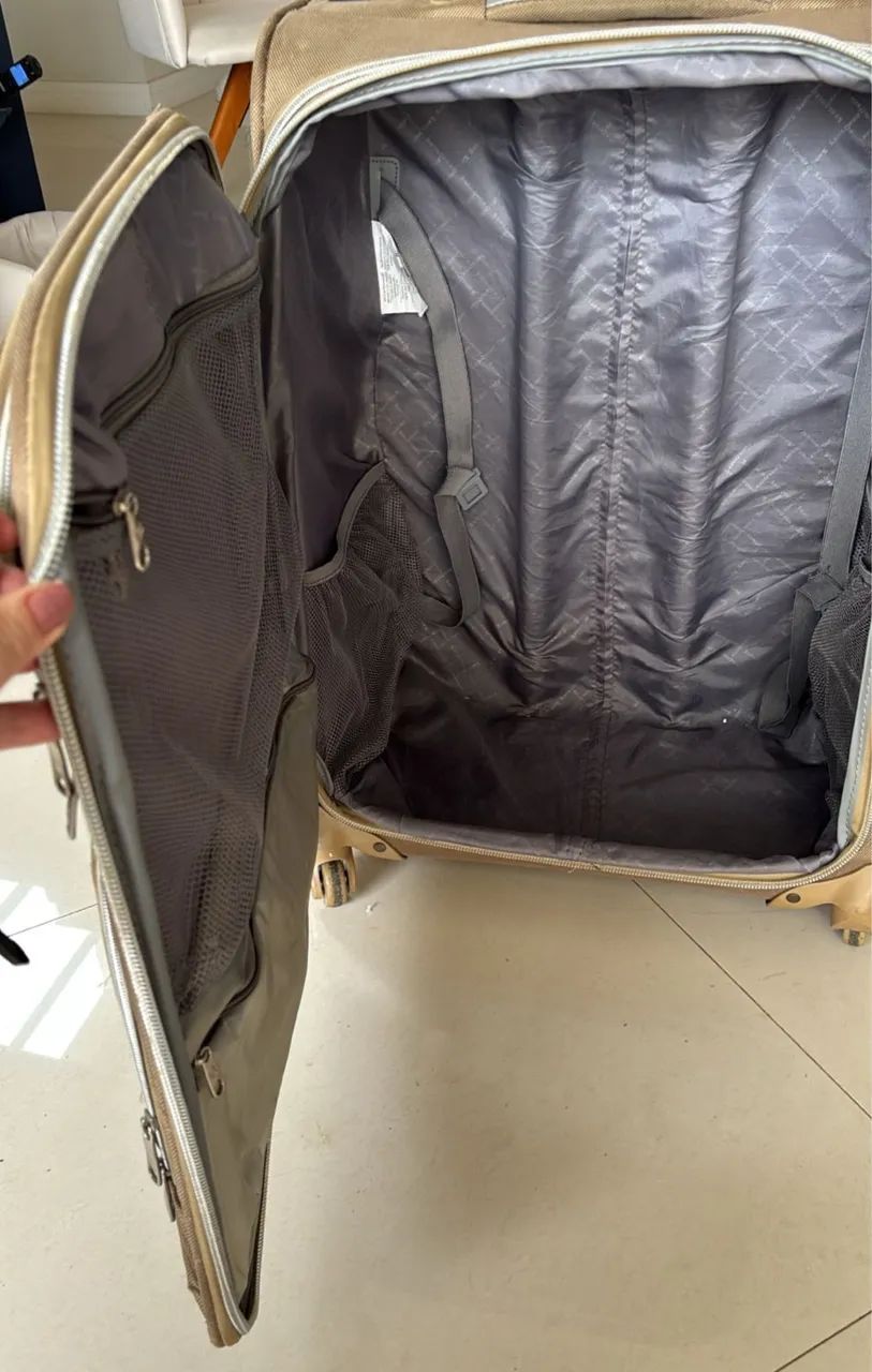 Mala Samsonite 67cm x 44cm com 4 Rodinhas - Foto 2