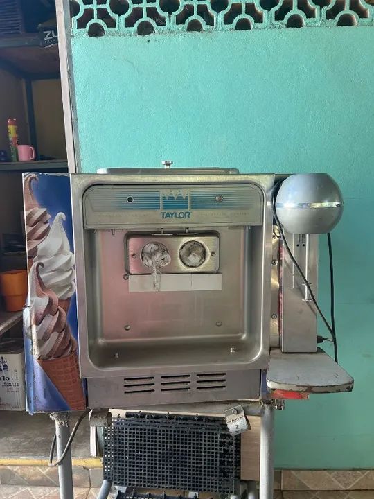 Máquina Taylor de mesa + Mixer p/ MILKSHAKE