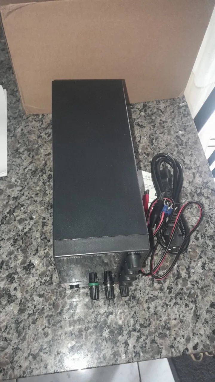 Fonte de Bancada Wanptek 4 dígitos nunca usada - Foto 5