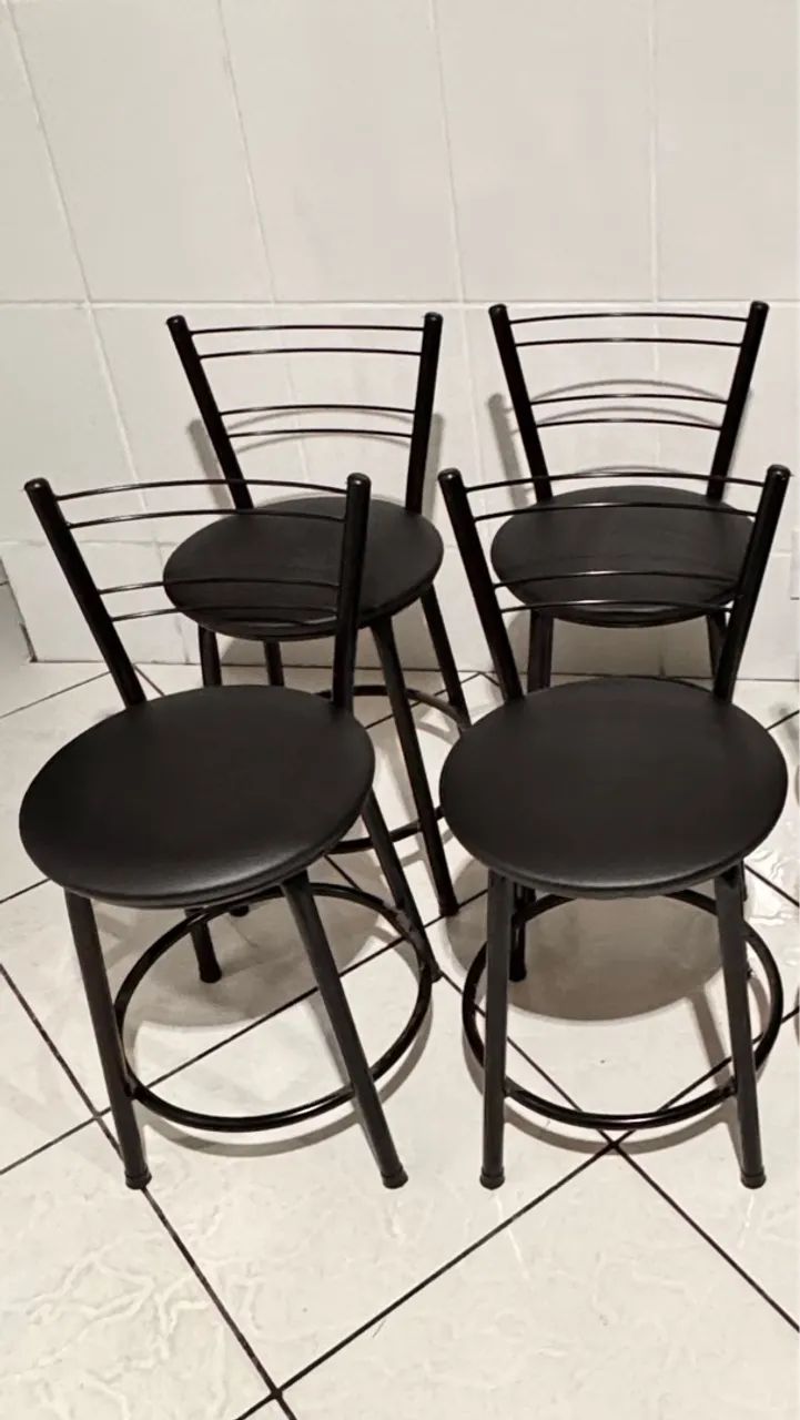 4 Banquetas baixas novas - Foto 2