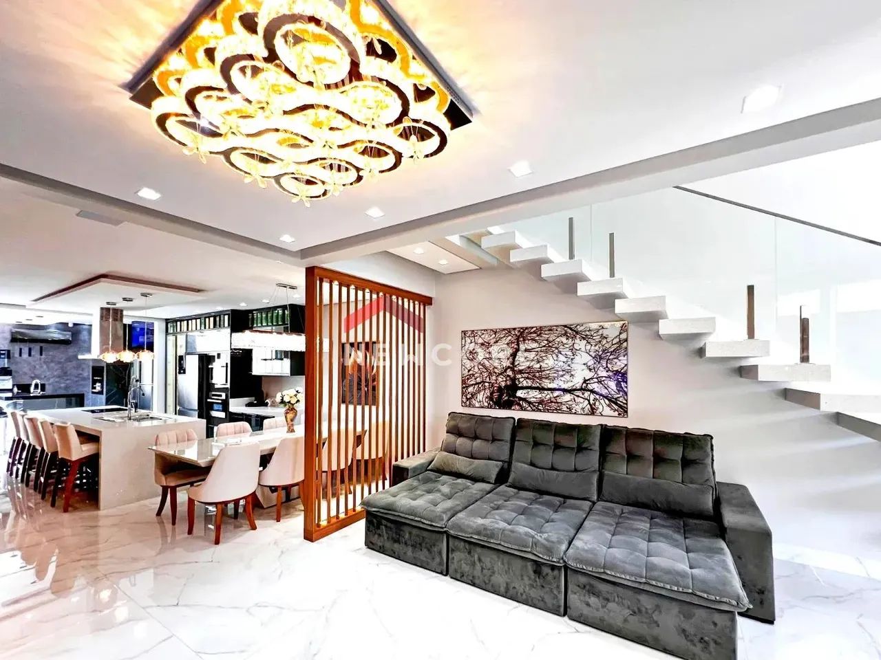 Casa em Avenida Jinroku Kubota - Bom Jardim - Maringá/PR - Foto 4