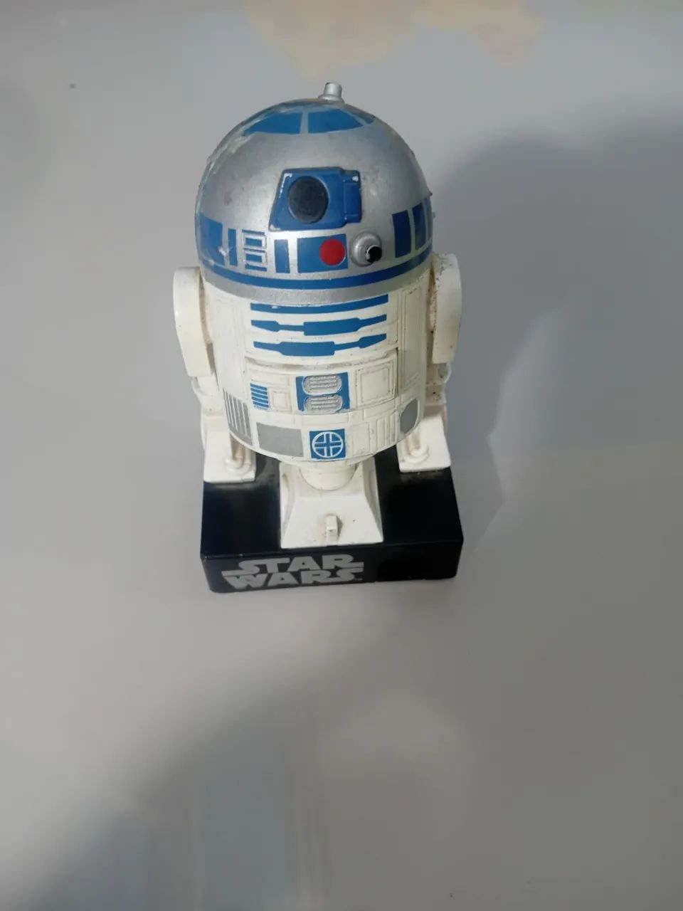R2 -D2 Star Wars Despensor de pastilhas