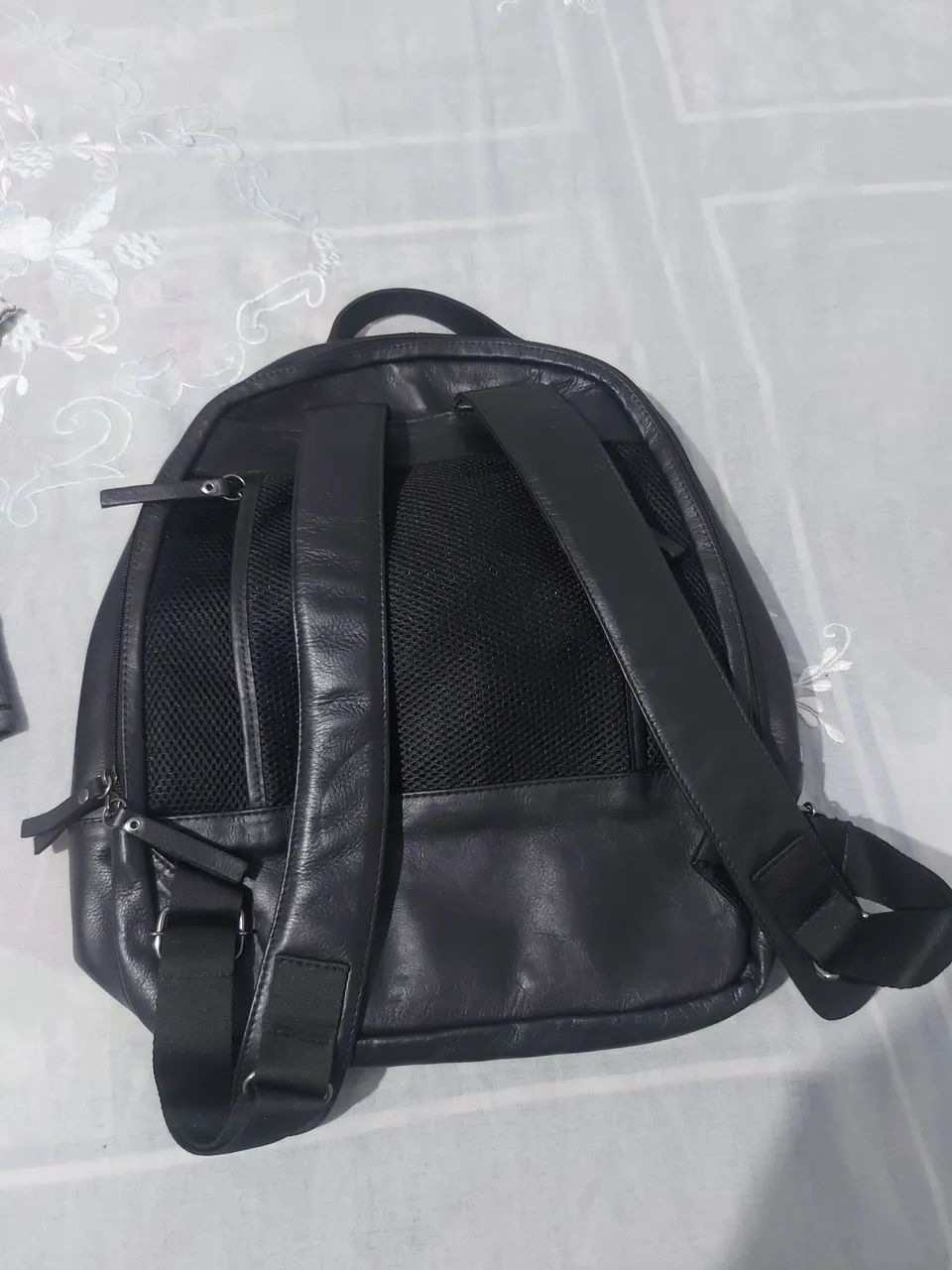 Mochila de Couro Preta - Foto 4