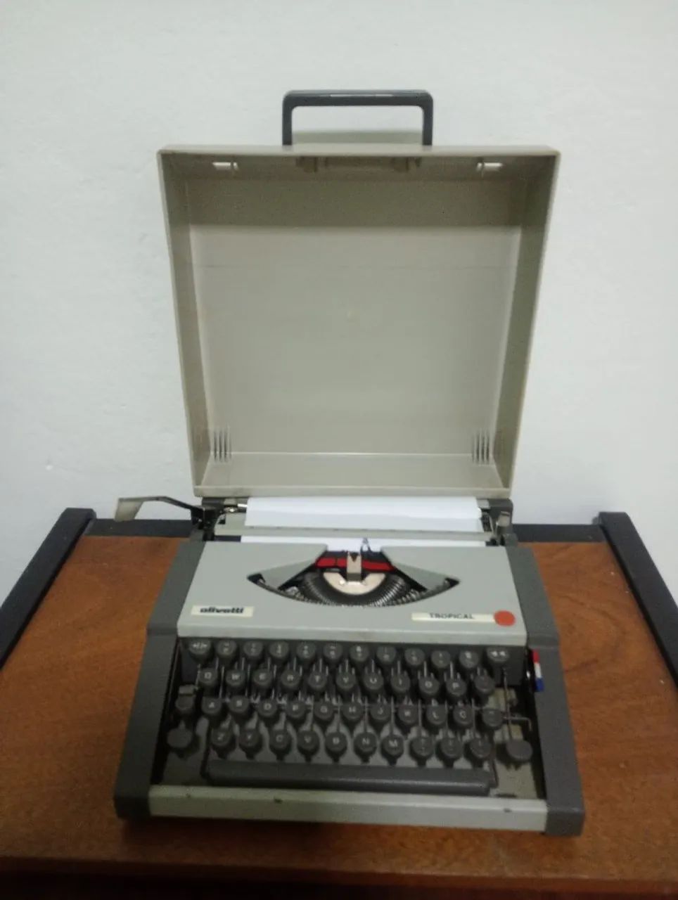 Máquina de escrever 444717302945556483