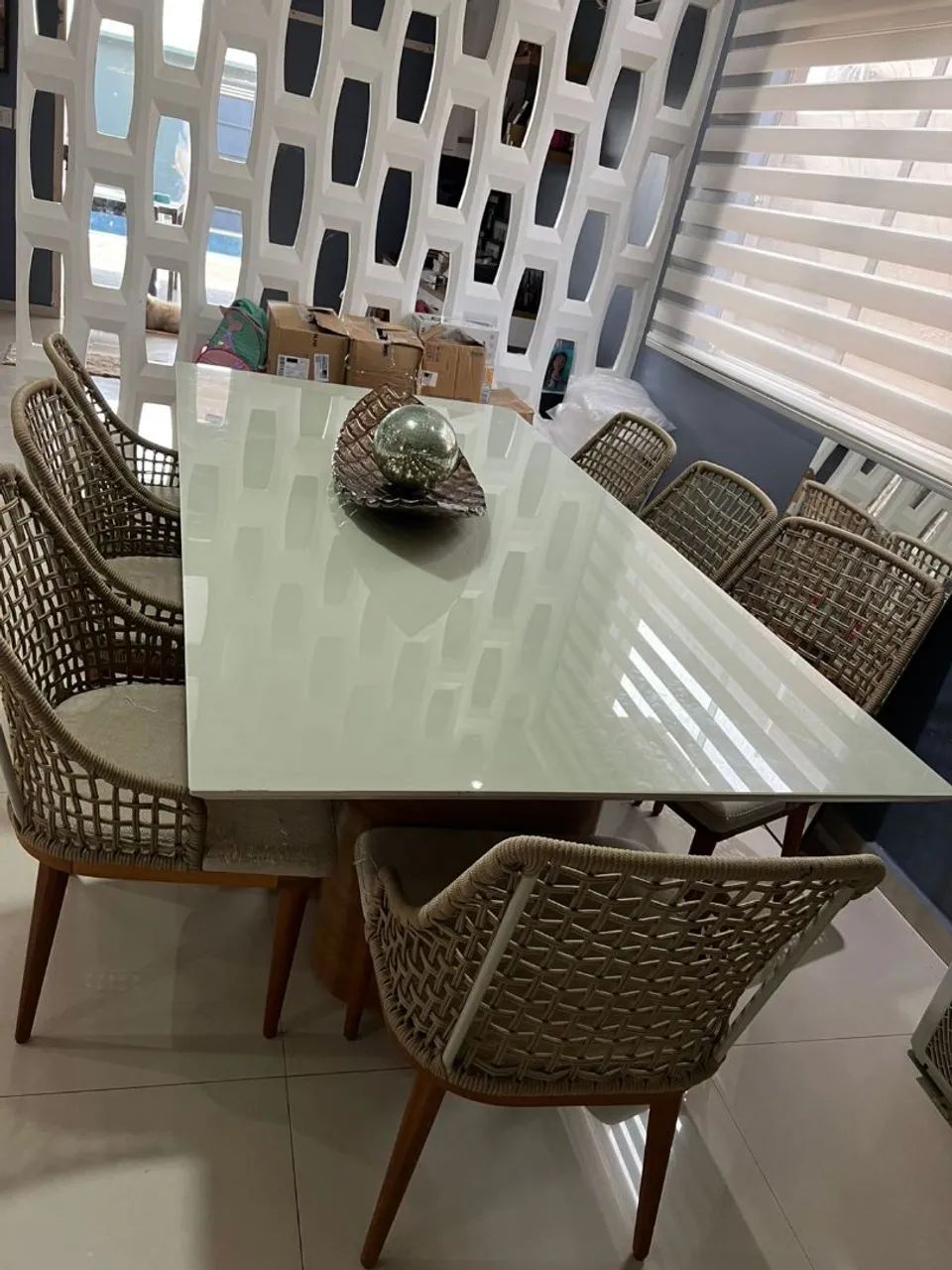 Mesa com 8 cadeiras 64166933198594120