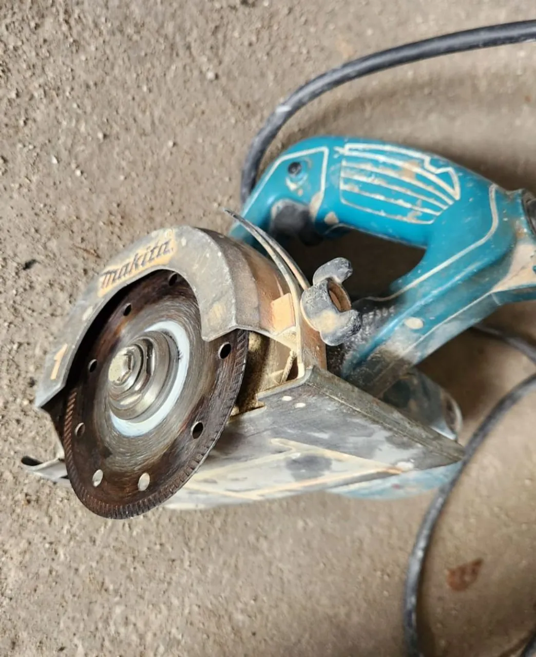 Serra marmore 220v makita