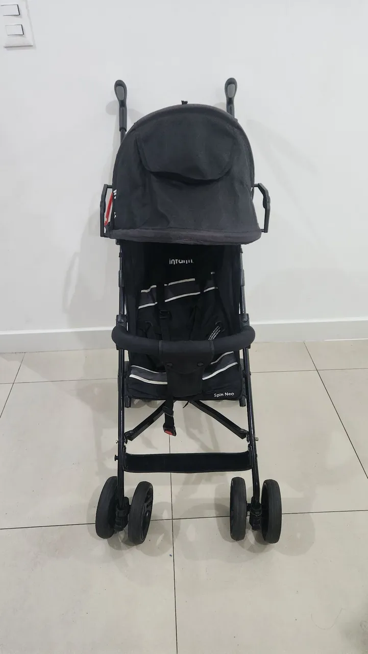 Carrinho de Bebê - Guarda chuva