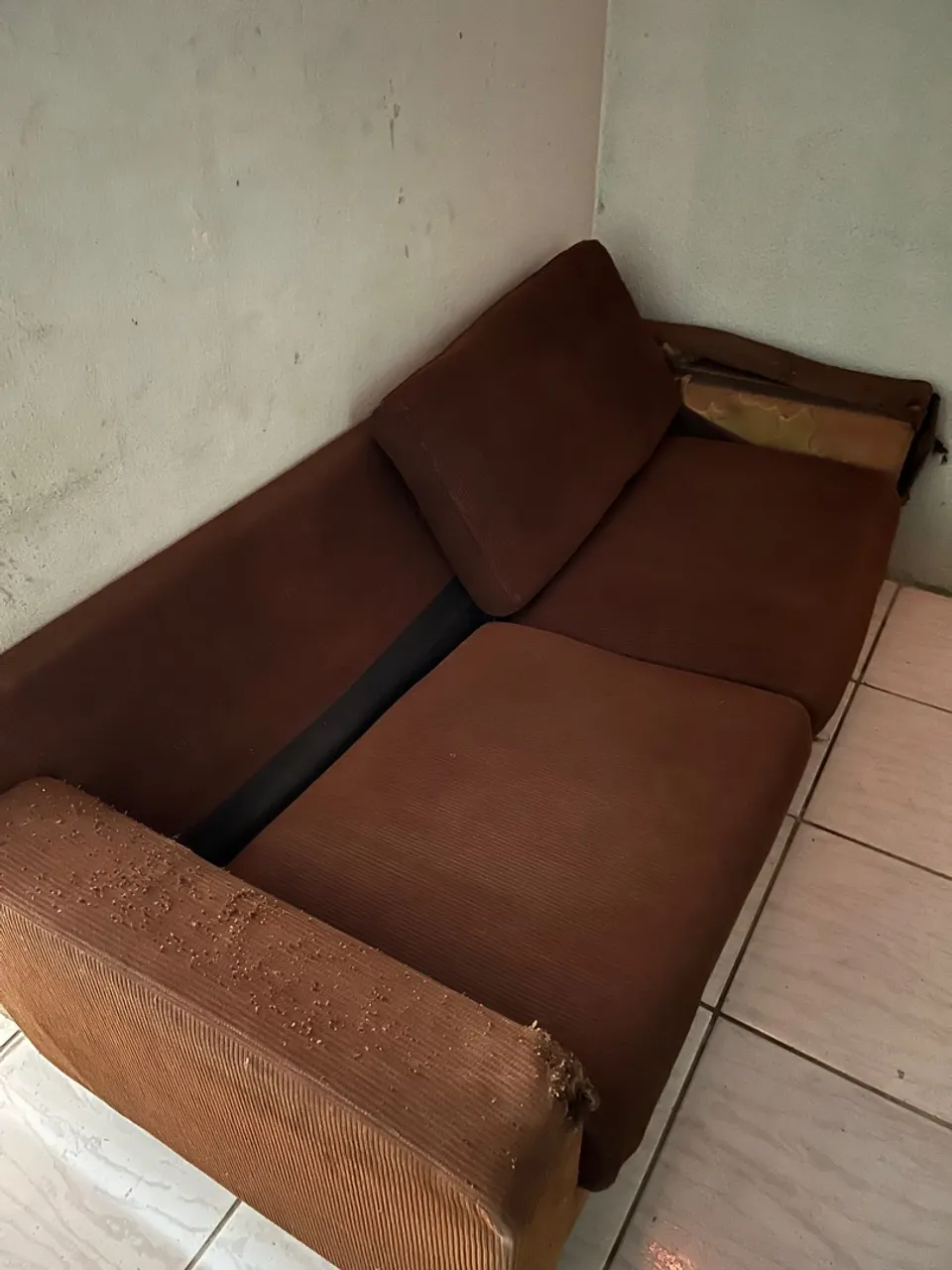 Sofá Marrom Usado