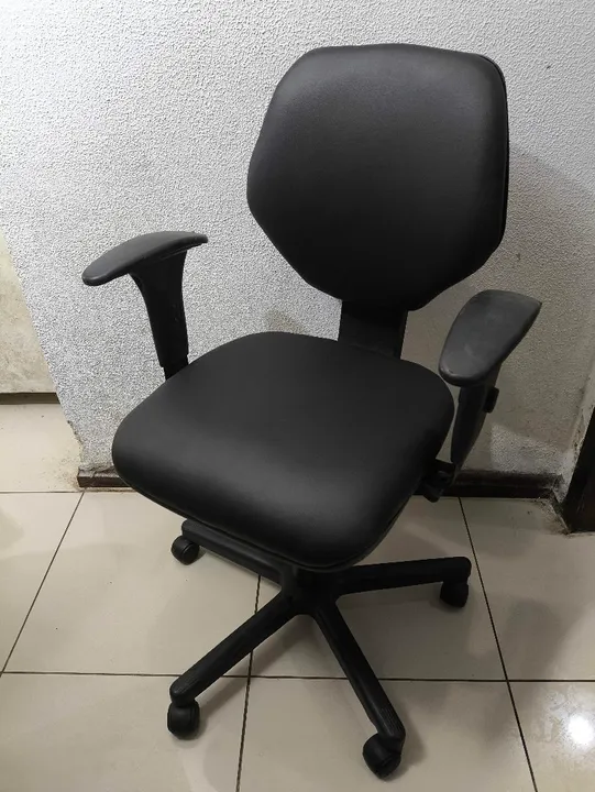 Cadeira Presidente Ergonômica