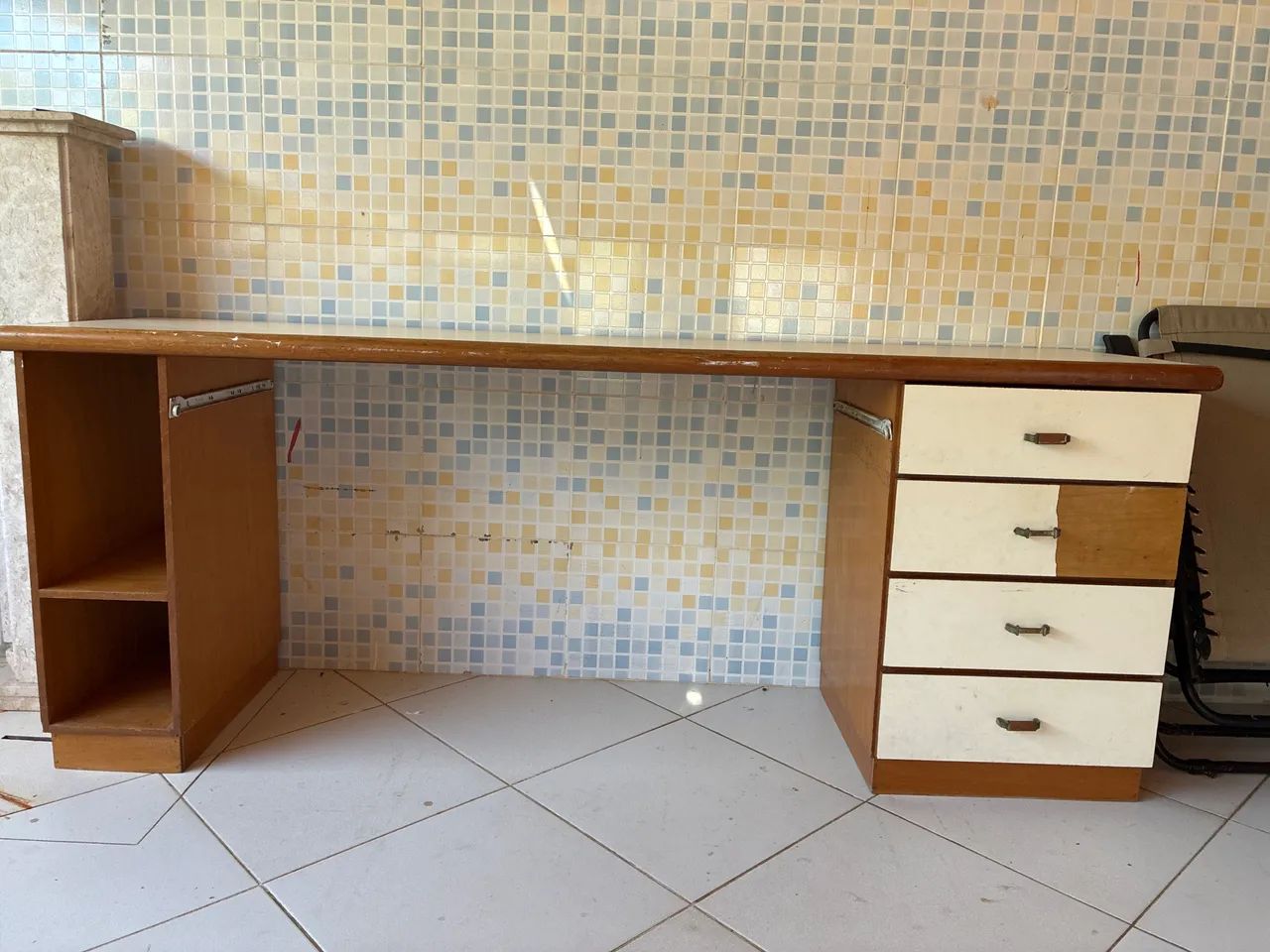 Mesa de escritório grande64385928438145120