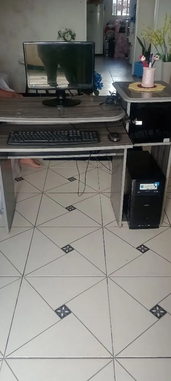 Escrivaninha de Computador  linda 