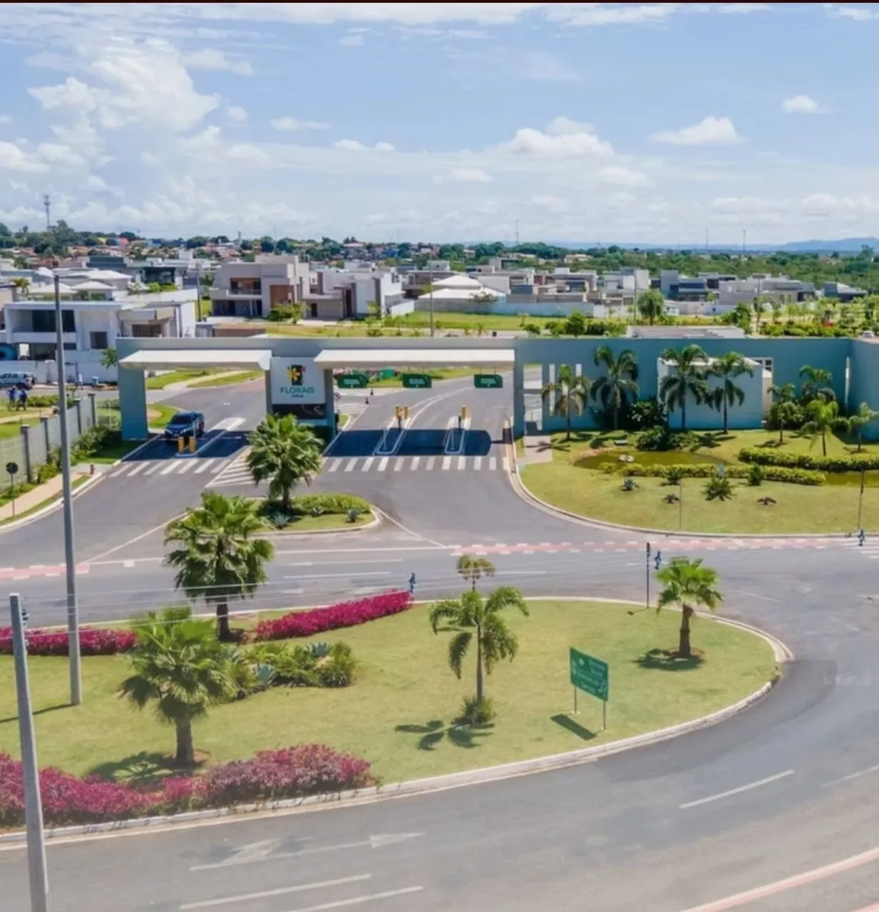 Vende-se terreno com 472m2 no Condomínio Florais Itália em Cuiabá MT 