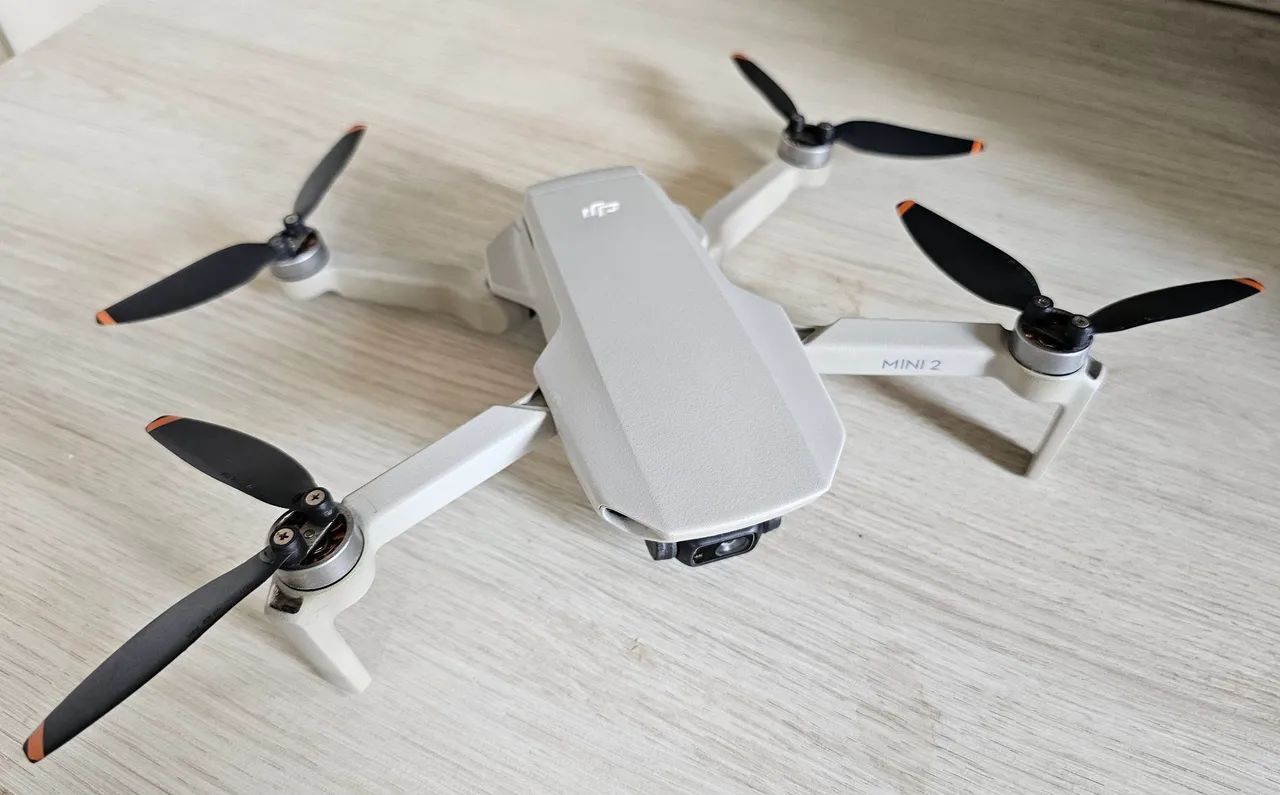 DJI Mini 2 Fly More Combo - Drone 4K | Impecável + Acessórios - R$ 2.700 - Foto 3