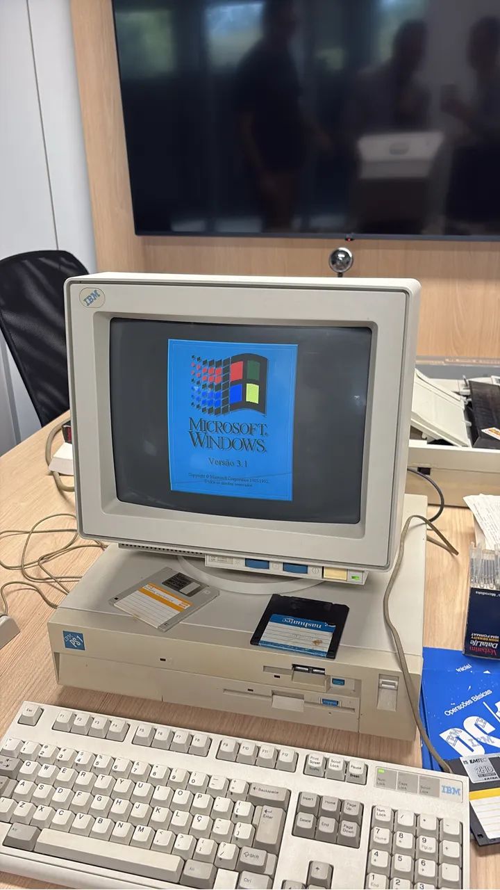 Computador IBM 1993 386 - Funcionando64319033068291122