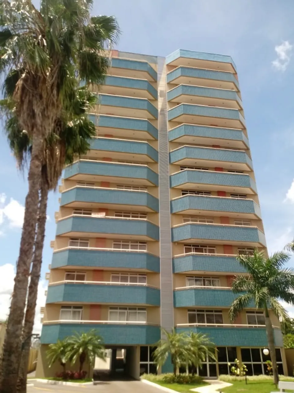 Apto - Edifício Tropical Castelo Branco - 3 Suítes