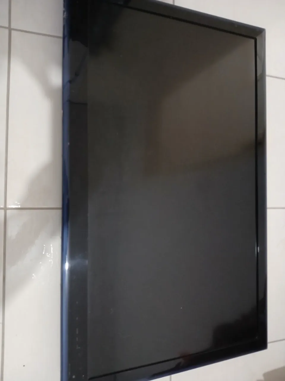 Televisão smart 42 . LG com controle