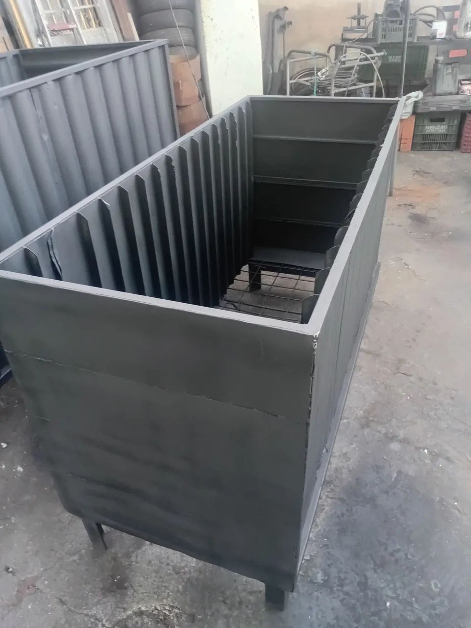 Lixeira  grande  industrial  - Foto 3