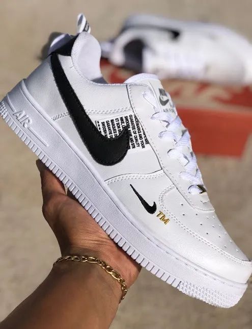 Air Force One Low nice