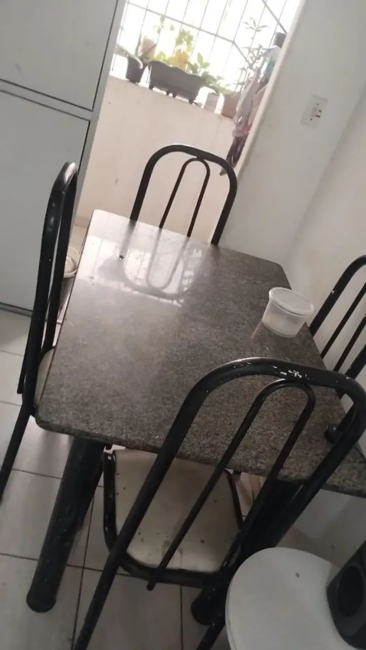 Mesa de mármore 