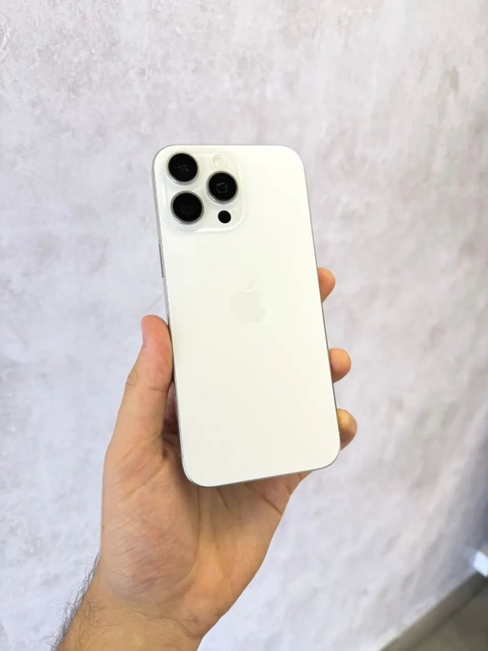 iPhone 16 pro max 256gb 97% impecável - Celulares e Smartphones