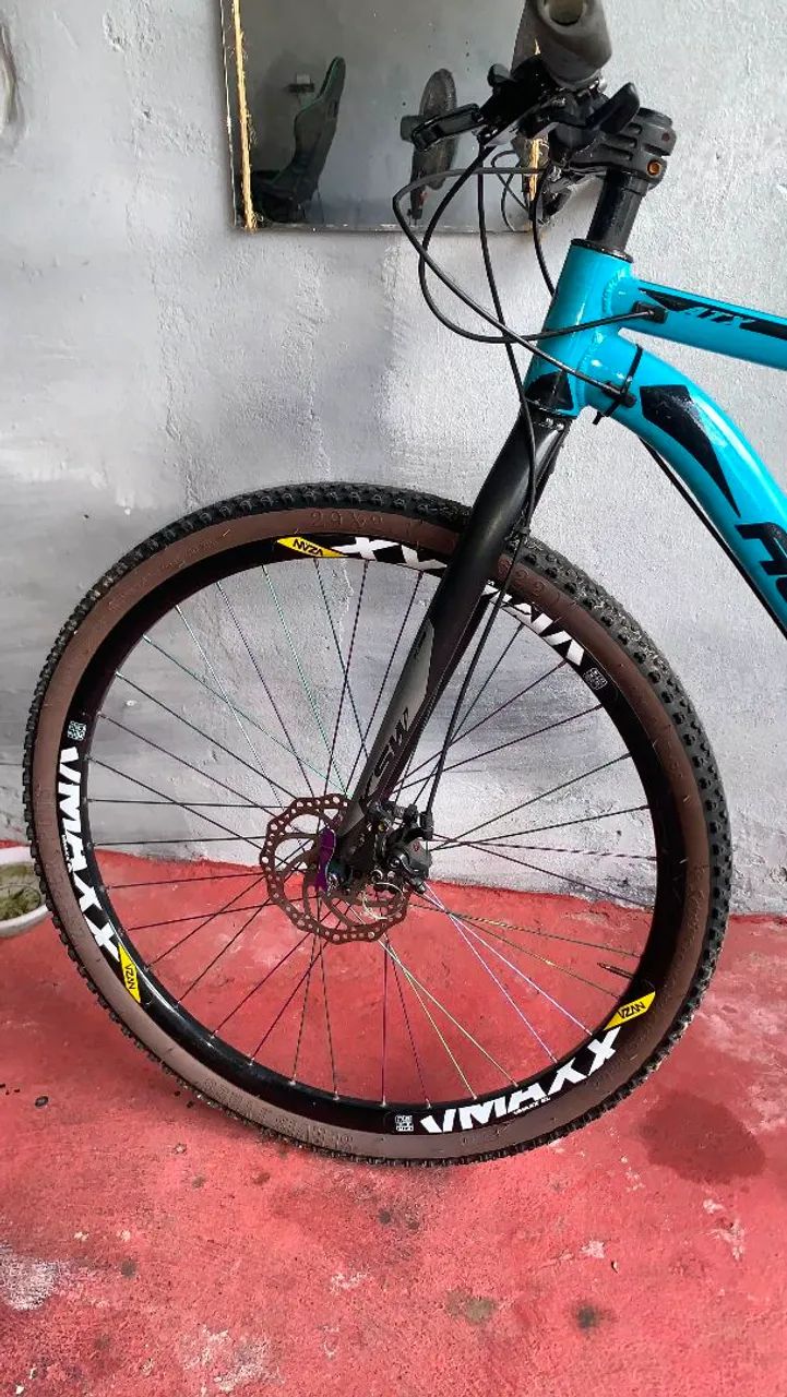 Bicicleta aro 29 quadro 21 toda em alumínio.  - Foto 3