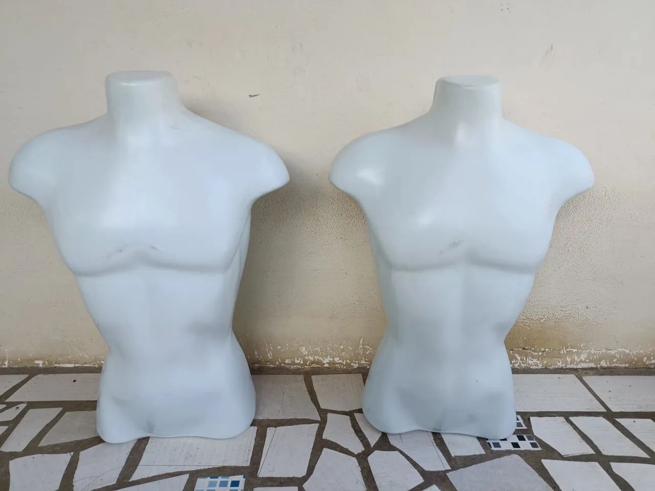 2x Manequim (busto masculino)