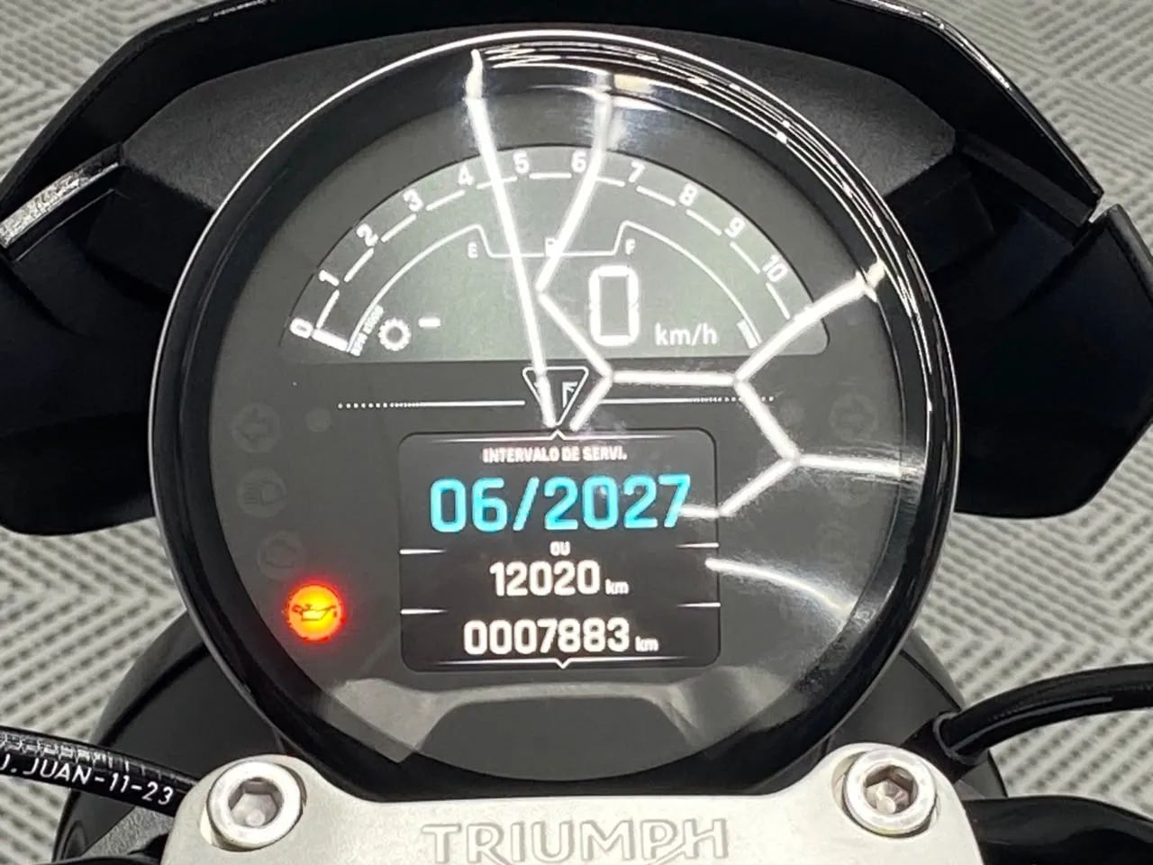 Triumph Trident 660 - Foto 4