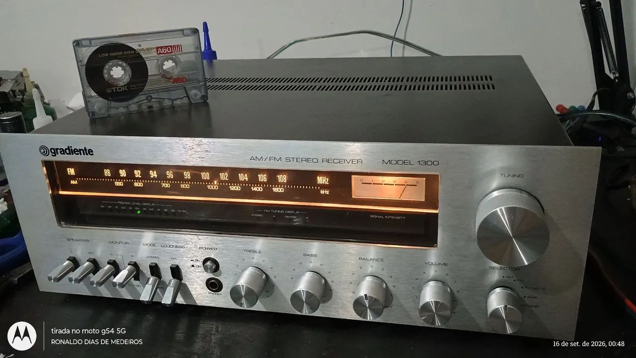 RECEIVER gradiente 1300 ( FM está baixo)