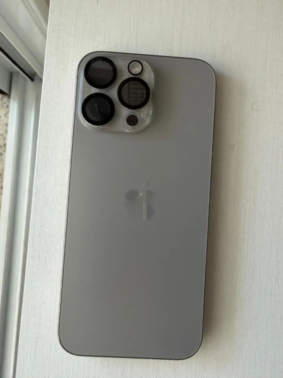 iPhone 16 Pro Max 256GB com 1 ano e meio de uso - Celulares e