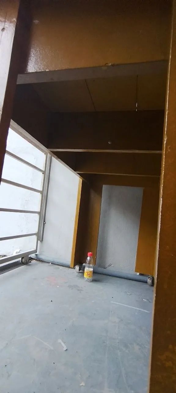 Mesa de madeira maciça  - Foto 2