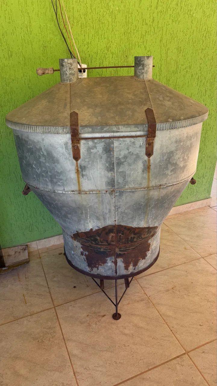 Vendo churrasqueira - Defumadora Abaixei o preço  - Foto 4