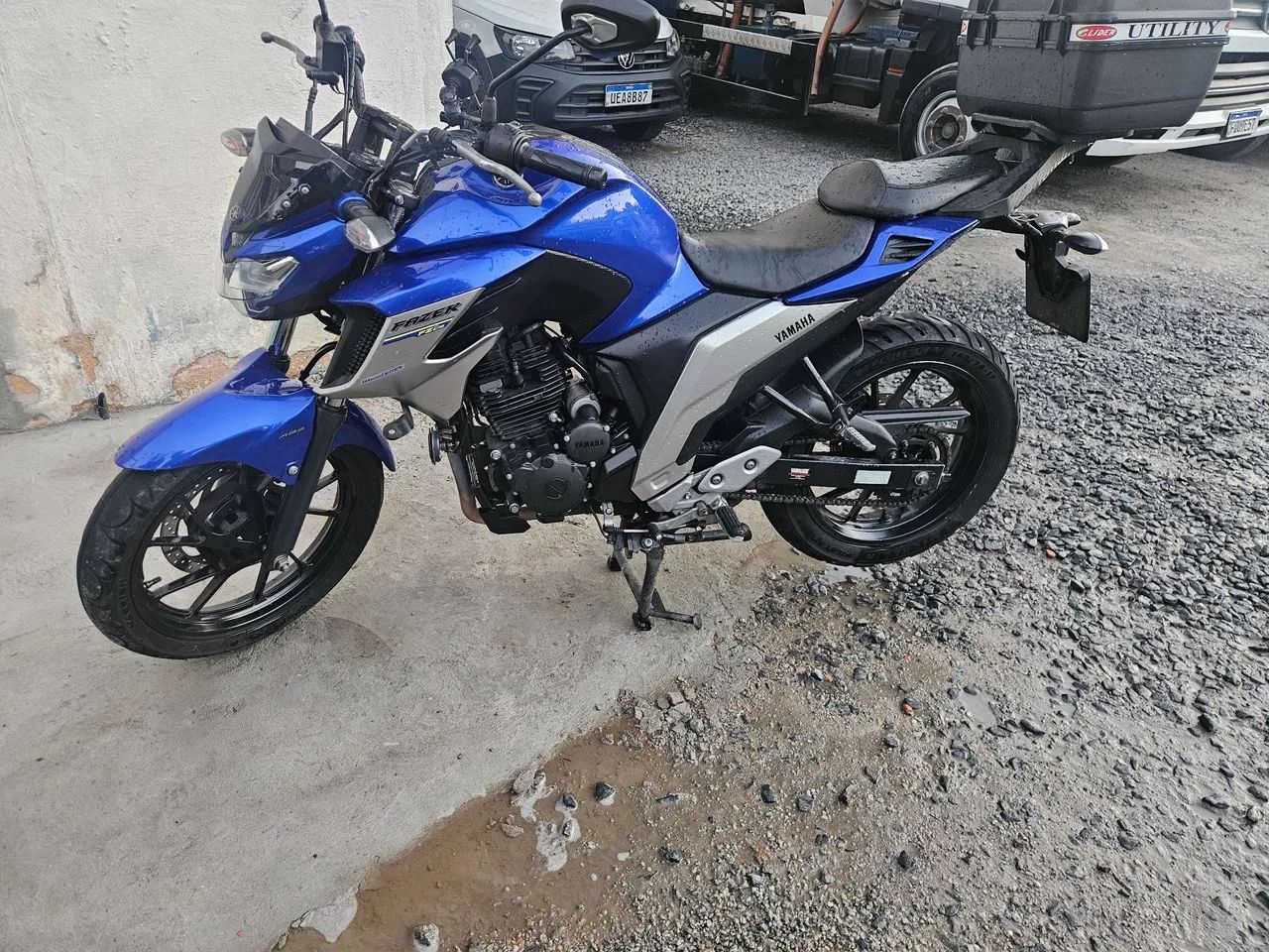 Fz25  - Foto 3