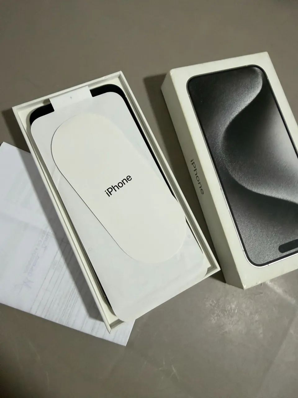 iPhone 15 Pro Max 256 g - Caixa - Nota - única dona  - Foto 4