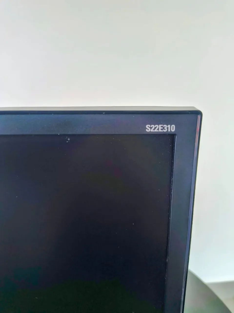 Monitor Samsung S22E310 LED 21,5" Full HD - Excelente Estado - Foto 2