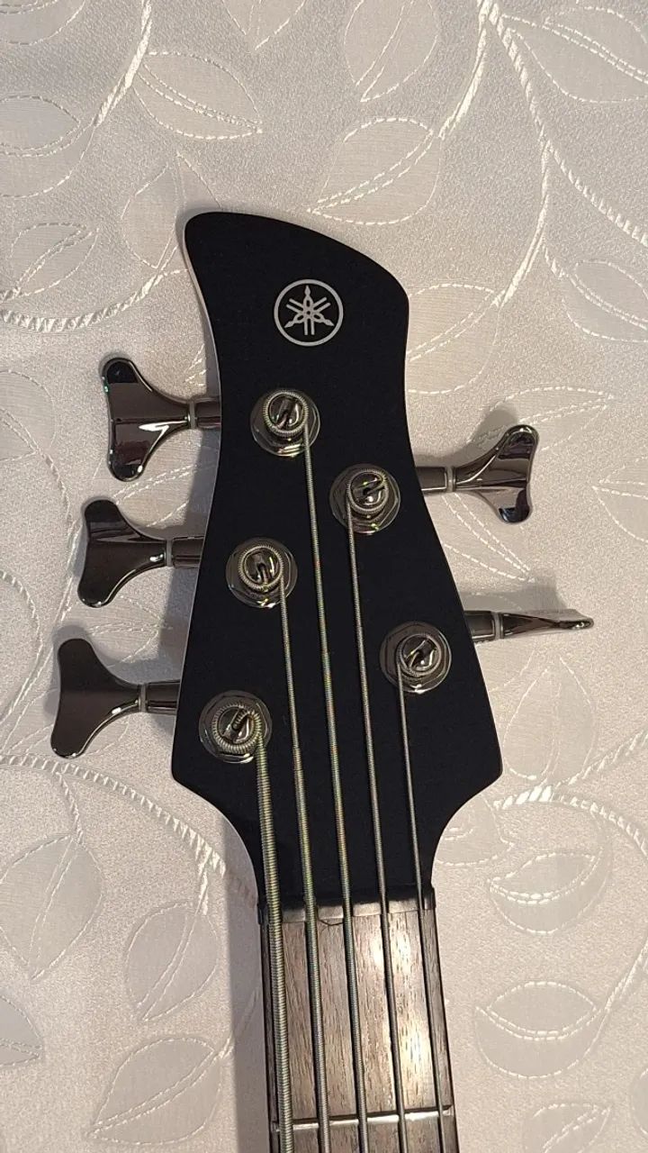 Baixo YAMAHA TRBX305 - Foto 3