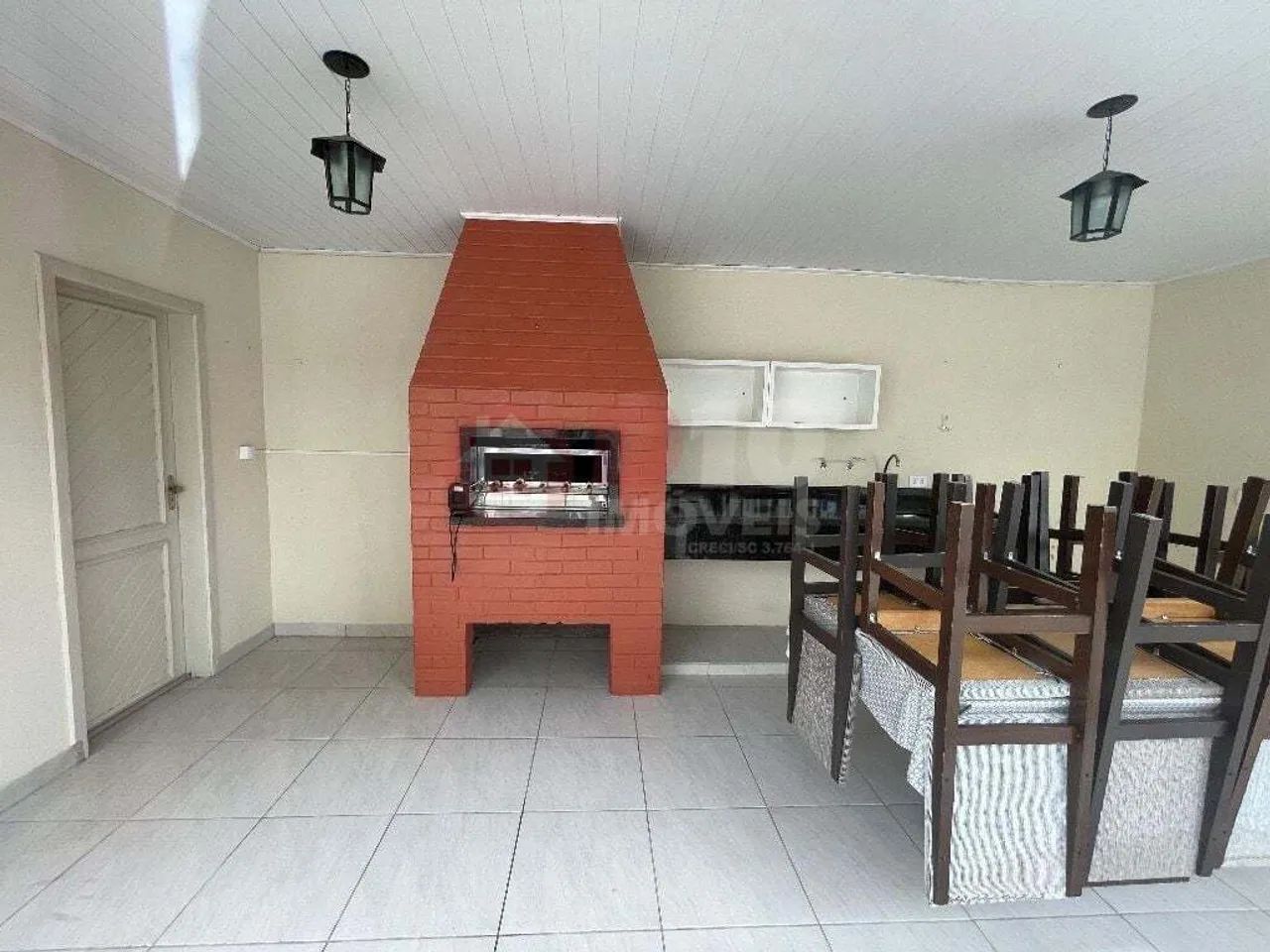 Casa com 4 dormitórios e 3 garagens na Cidade Alta - Foto 3