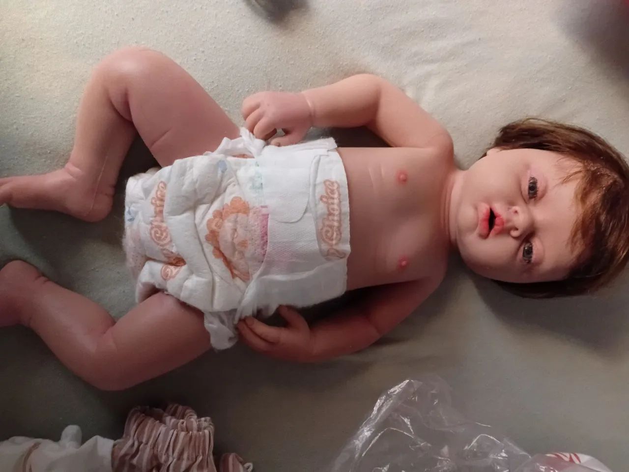 Bebê de silicone sólido  - Foto 2