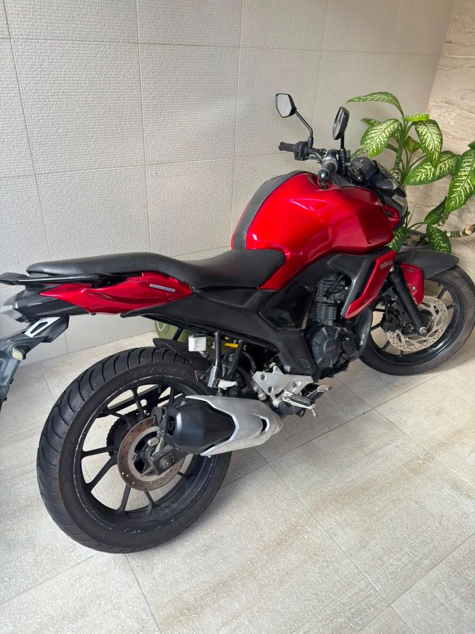 Vendo Yamaha Fazer - Foto 2