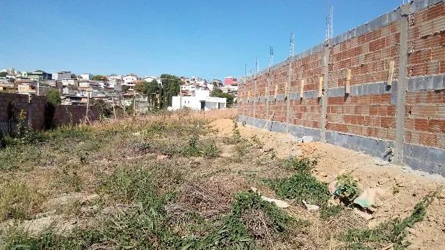 Lote plano de no meio do condominio - Foto 4