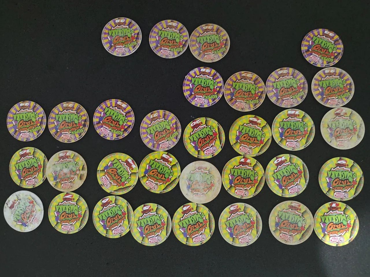 Coleçao Magic tazos o maskara 32/40 - Foto 4