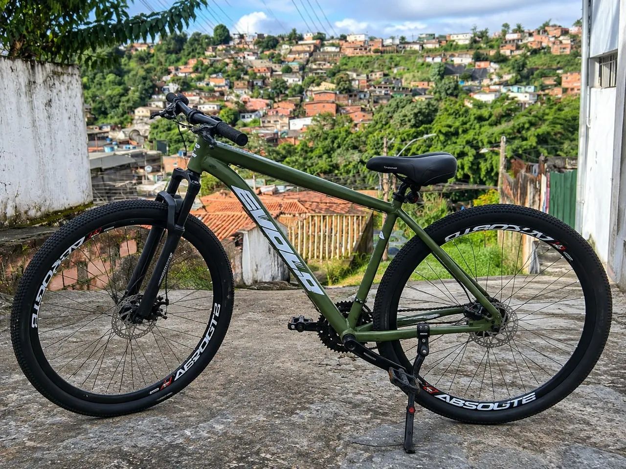 Bicicleta EVOLO X // Aro 29 Seminova - Foto 2