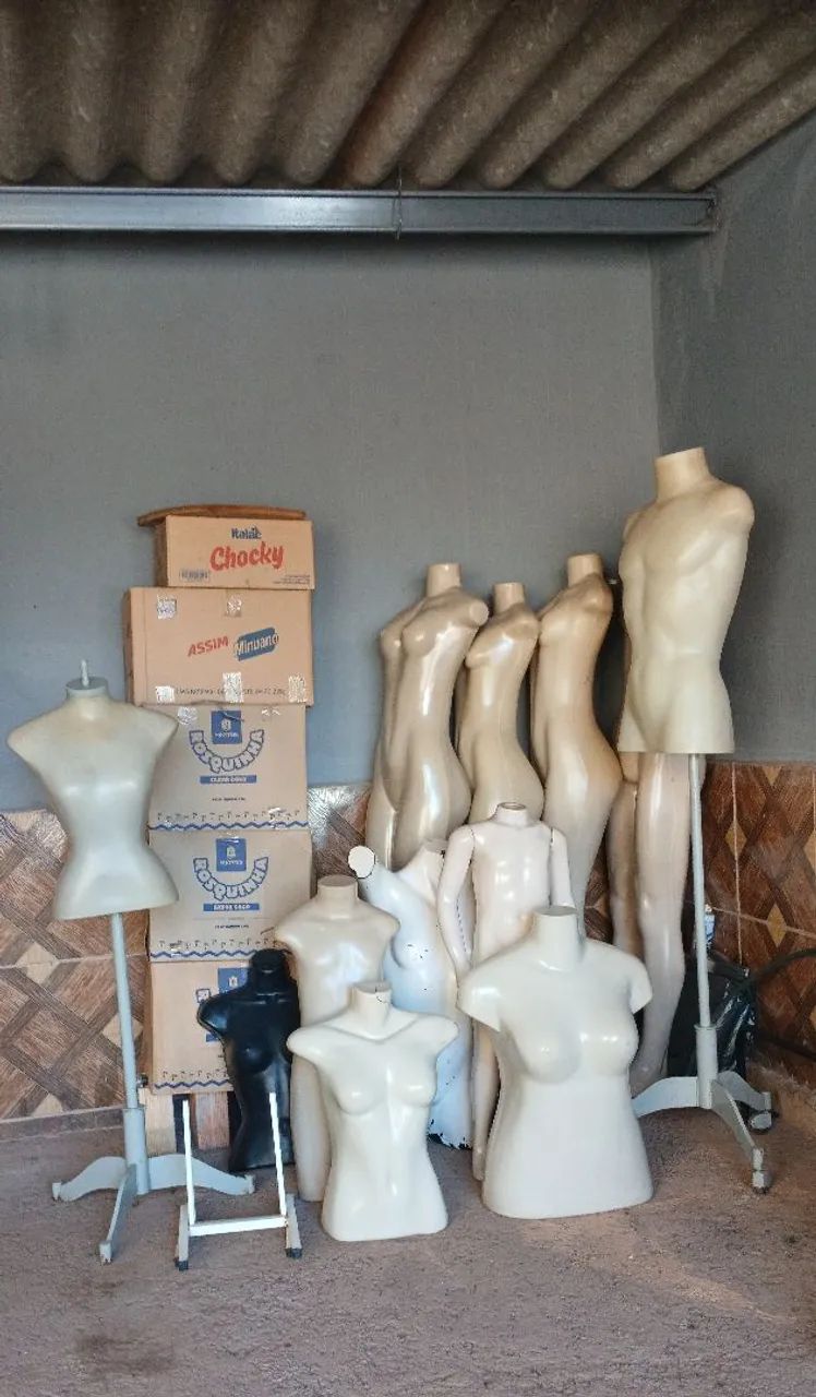 Cabides e manequins 