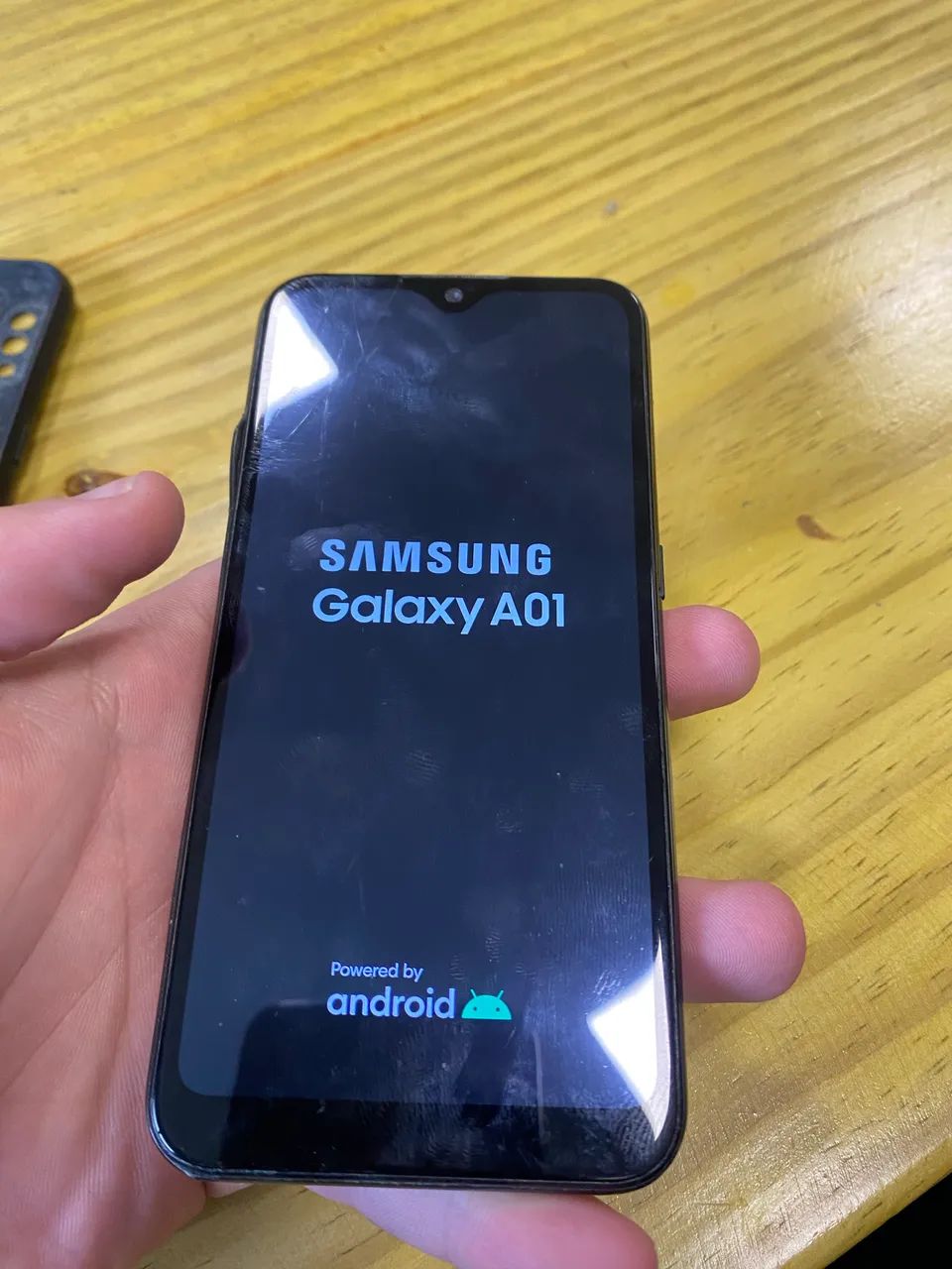 Vendo celular Samsung Galaxy A01 32gb em ótimo estado  - Foto 2