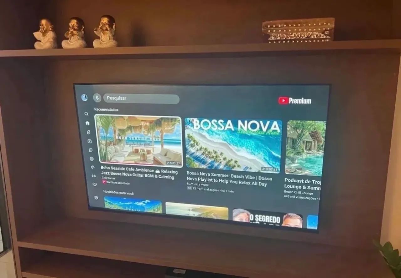 TV 50P - Philips Ambilight - Google 