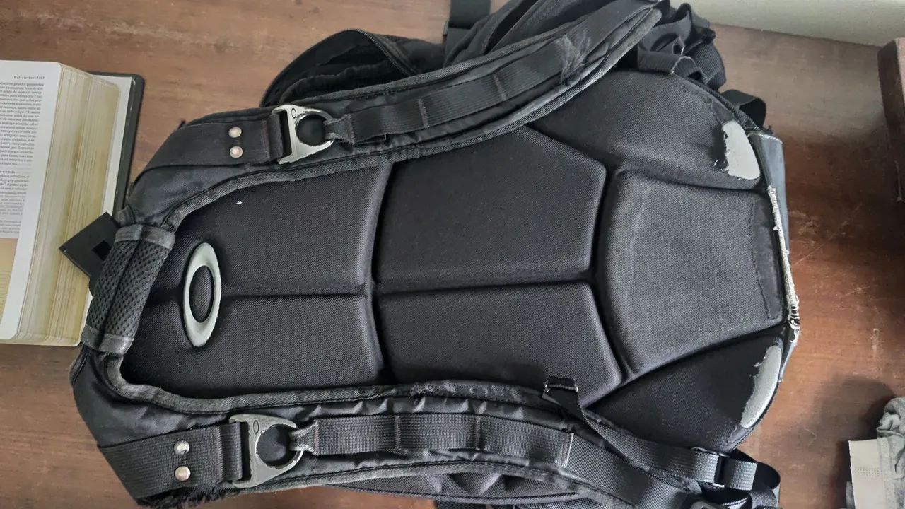Mochila Oakley Icon Pack 3.0 - Foto 4
