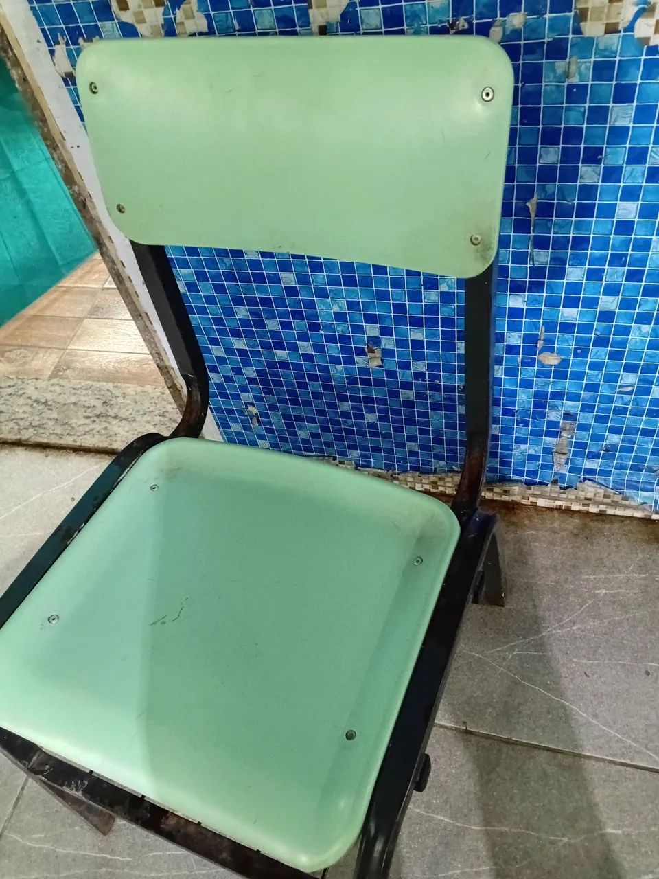 Cadeiras ferro e pvc varandas - Foto 2
