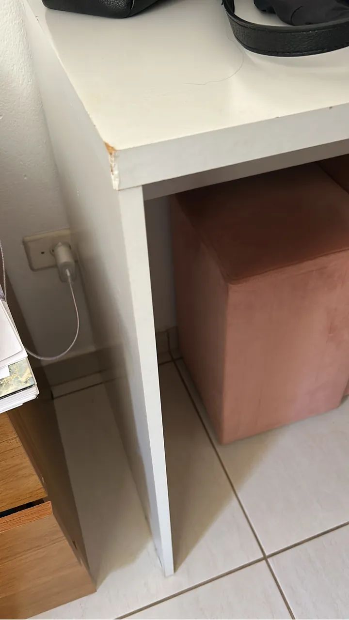 ***Vende-se escrivaninha*** - Foto 2