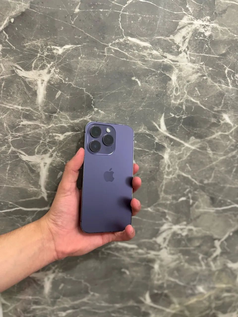 iPHONE 14 PRO
