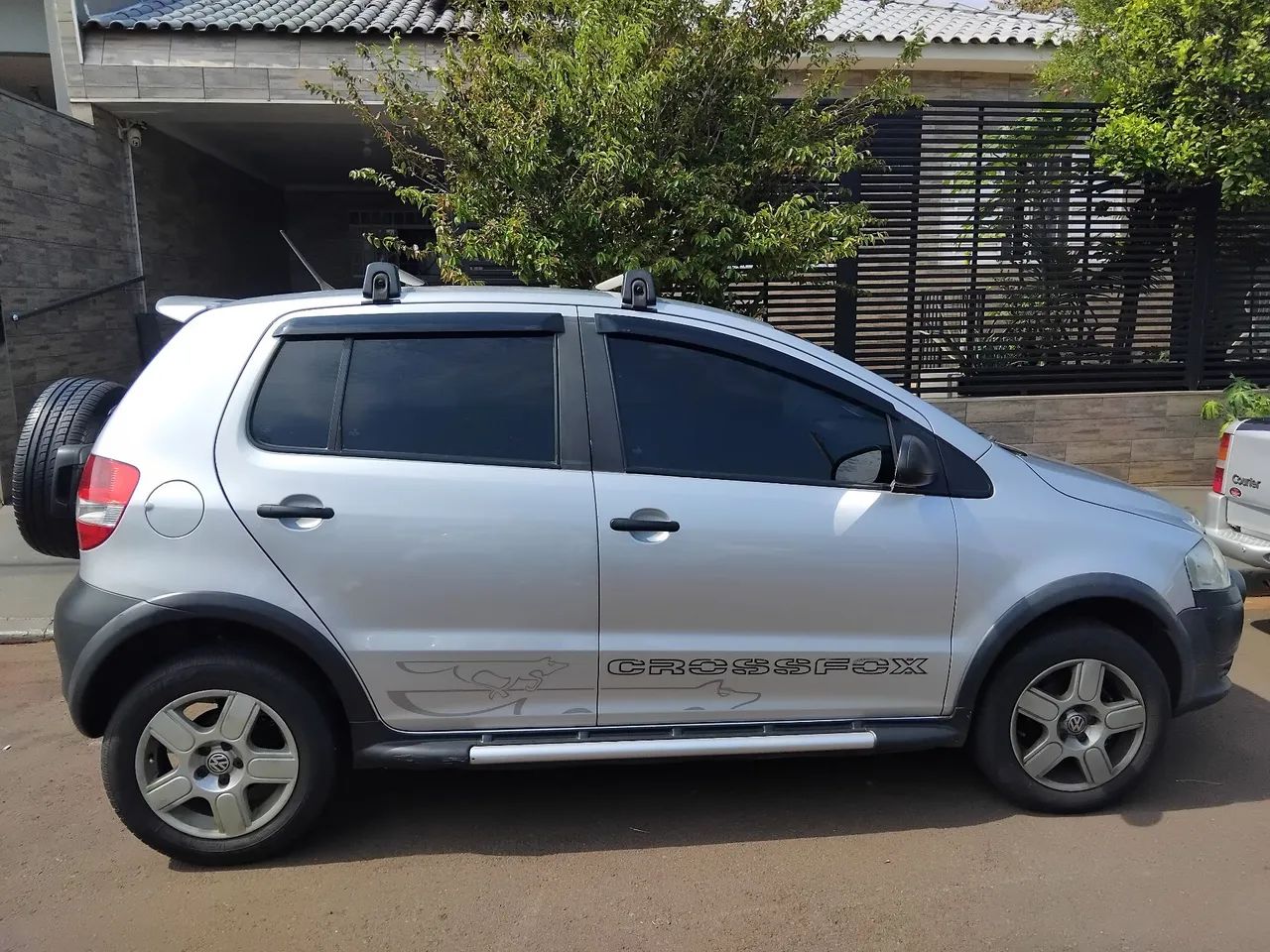 Volkswagen Crossfox CROSSFOX 1.6 Mi Total Flex 8V 5p 2008